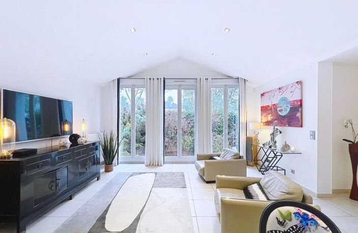 Villa de 8 pièces de 212 m² située à Bailly-Romainvilliers — photo 4
