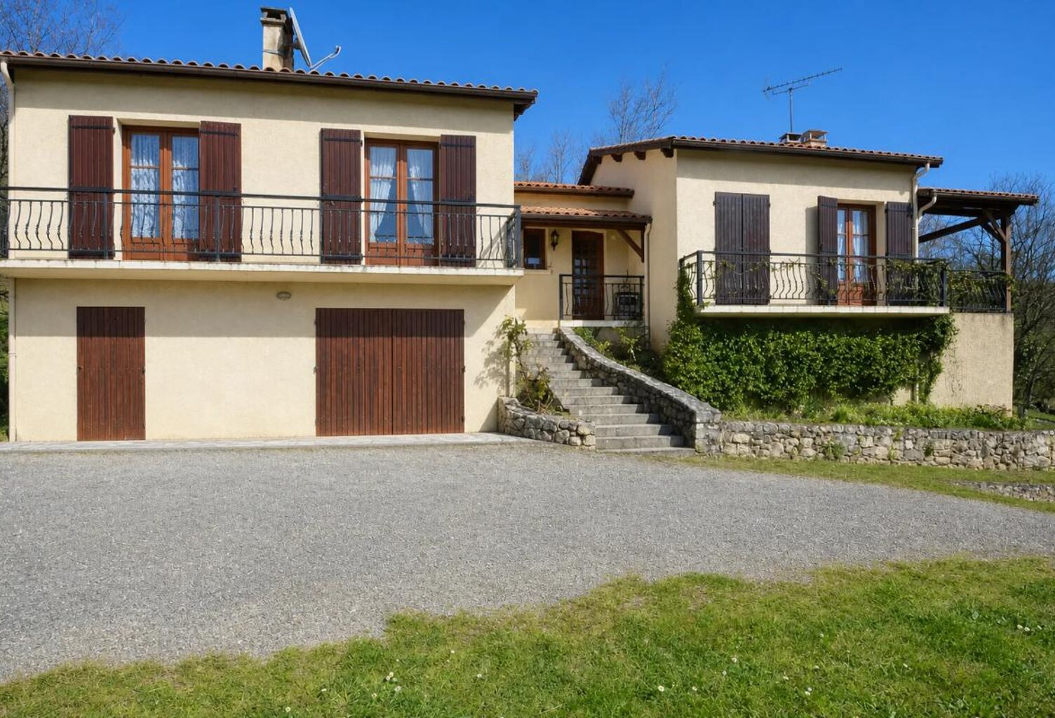 Maison spacieuse avec appartement à Pont-du-Casse — photo 1