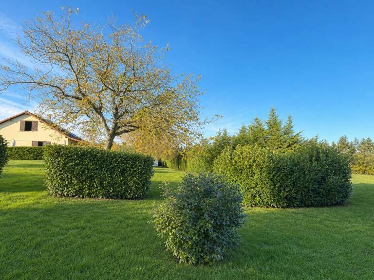Maison rénovée avec terrain de 4000 m², Saint-Gal-sur-Sioule — photo 1