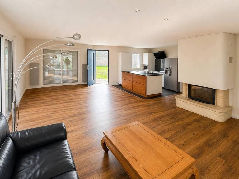 Maison de 115 m² avec vaste jardin à La Chapelle-Launay — photo 1