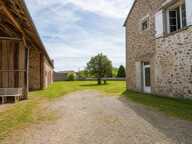 Maison spacieuse de 469 m² à Marsac, 16 pièces — photo 4