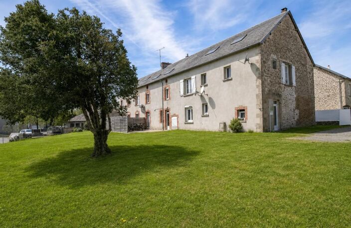 Maison spacieuse de 469 m² à Marsac, 16 pièces — photo 2