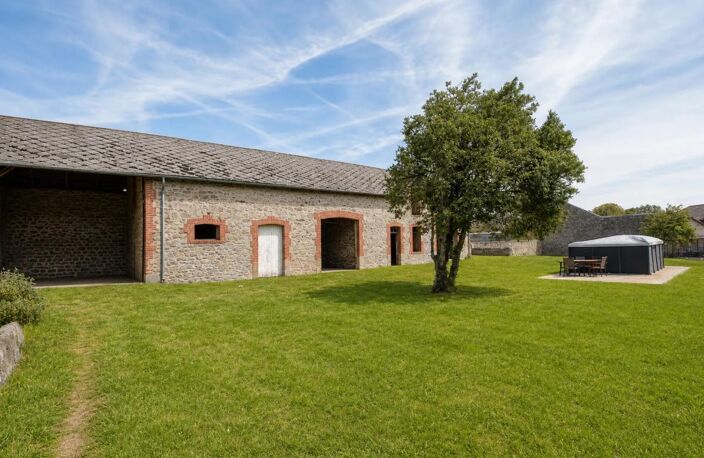 Maison spacieuse de 469 m² à Marsac, 16 pièces — photo 4