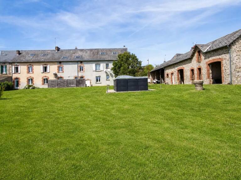 Maison spacieuse de 469 m² à Marsac, 16 pièces — photo 1