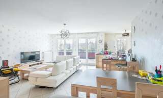 Appartement 4 Pièces 90 m² à vendre à Sergy (01630)