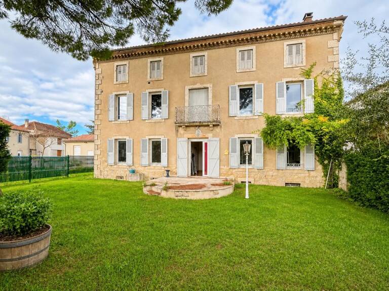 Maison de maître de 222m² à Pergain-Taillac — photo 1