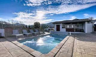 Maison 5 Pièces 183 m² à vendre à Urrugne (64122)