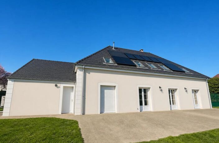 Maison de 232 m² avec jardin à Griselles — photo 2