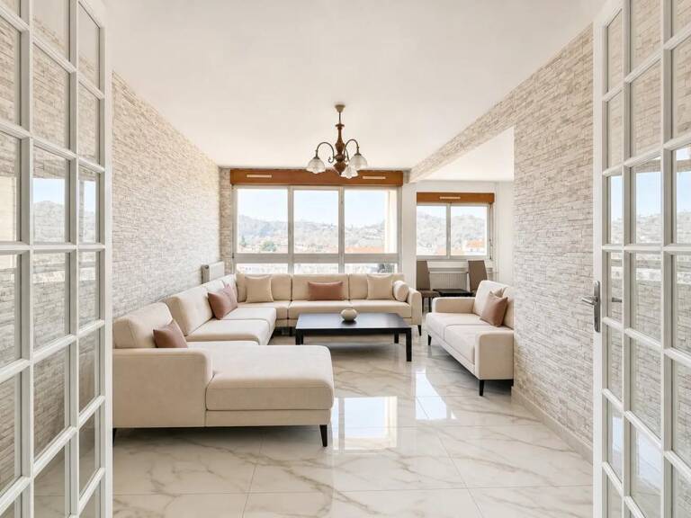 Superbe appartement rénové avec vue panoramique — photo 1