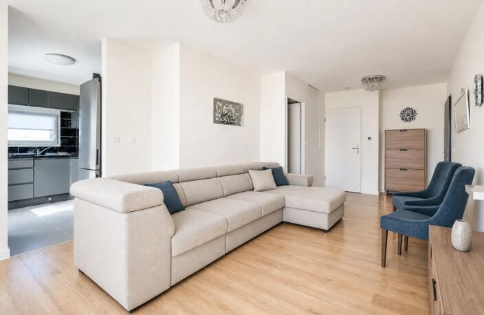 Appartement moderne 4 pièces à Dugny — photo 3