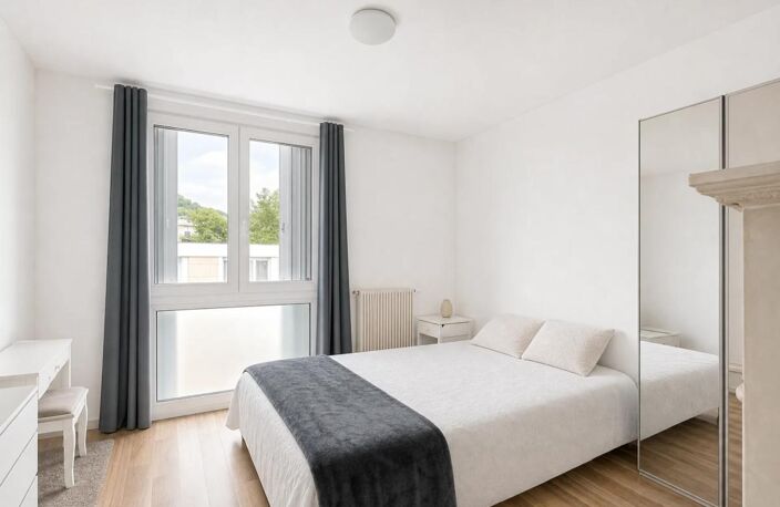 Appartement de 4 pièces de 84 m2 en vente à Nogent-sur-Oise — photo 2