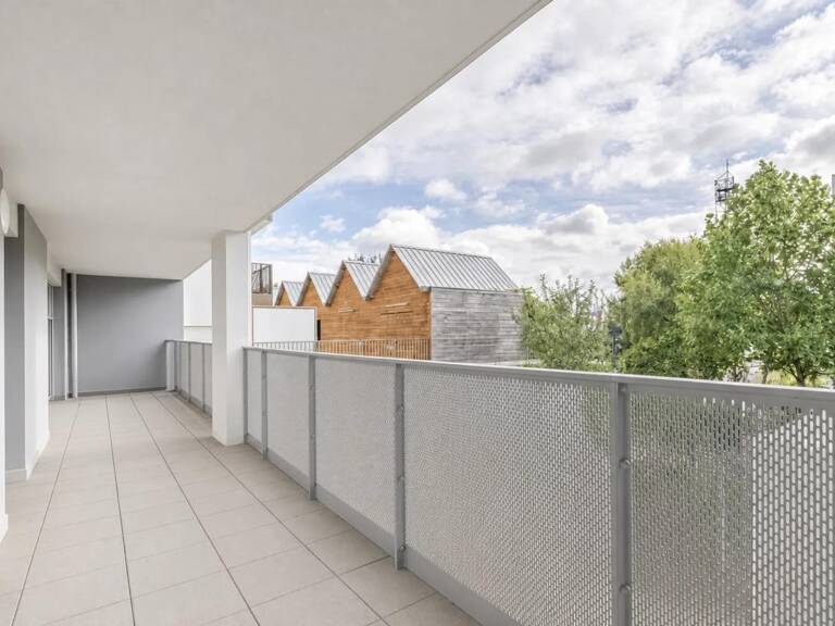 Appartement de 5 pièces de 100 m² situé à Bobigny — photo 1