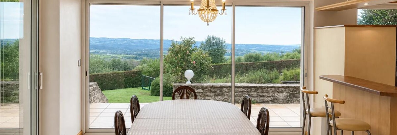 Maison 7 Pièces 220 m² à vendre à Augerolles (63930)