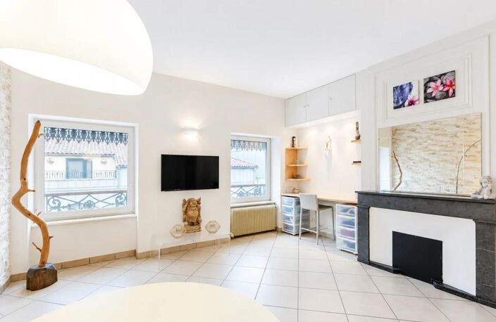Lyon, 3 pièces 69 m² au 5e étage – lumineux et calme — photo 2