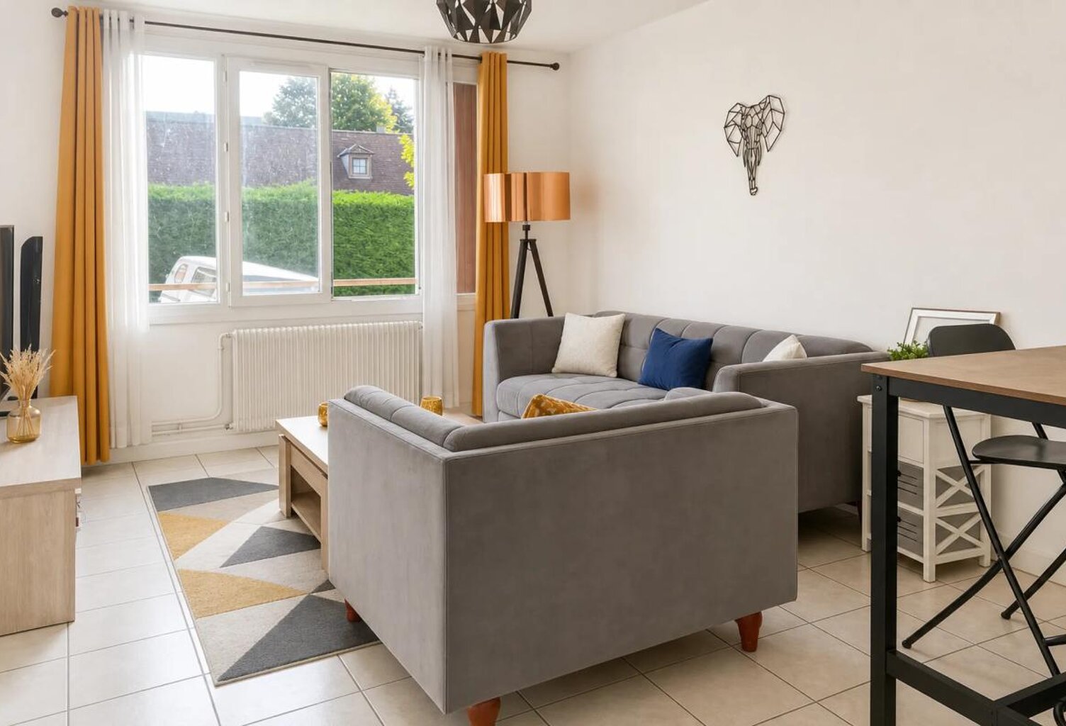 Charmant F4 de 64 m² à Évreux, proche gare, LOUE — photo 1