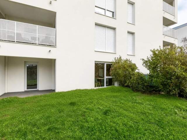 Charme moderne à Vénissieux avec jardin — photo du bien