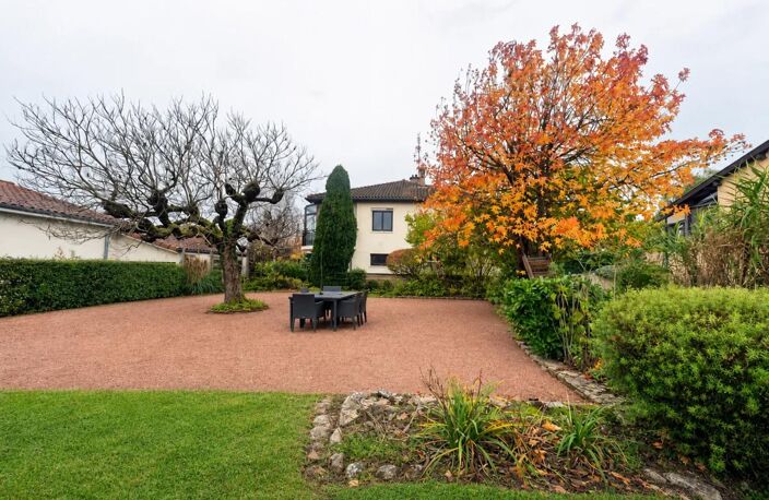 Spacieuse maison 8 pièces avec jardin - 17 mn de la gare, à pied — photo 3