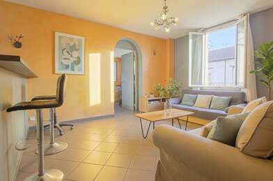 Appartement 5 pièces 246000 €