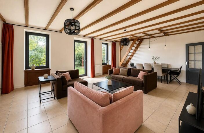 Maison de 8 pièces de 205 m² située à Bréhan — photo 2