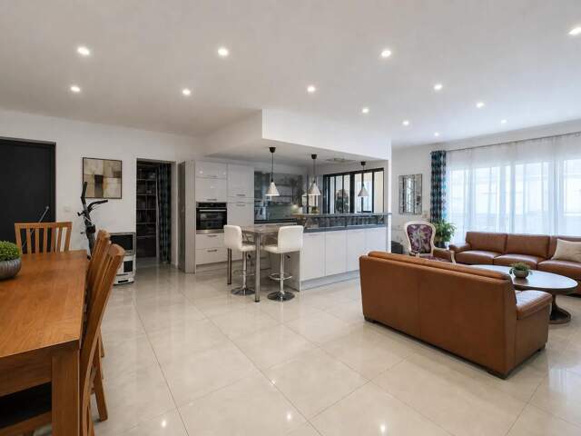 Ensemble immobilier unique à Talence — photo du bien
