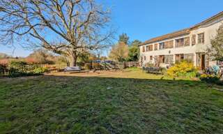 Maison 8 Pièces 255 m² à vendre à Les Adjots (16700)