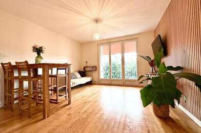 Appartement 3 pièces 240000 €