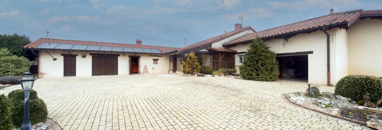 Maison 6 Pièces 157 m² à vendre à Bâgé-Dommartin (01380)