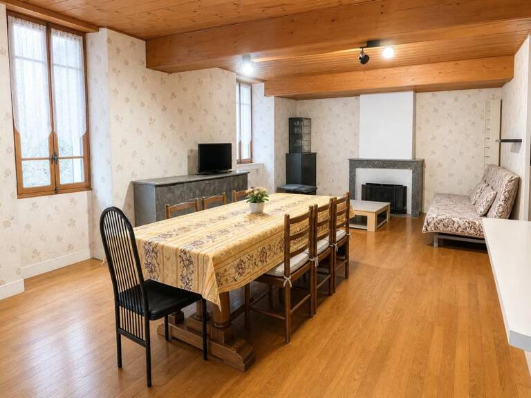 Spacieuse Maison Ancienne de 265 m² au Grand-Serre — photo 1