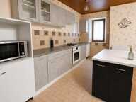 Spacieuse Maison Ancienne de 265 m² au Grand-Serre — photo 3