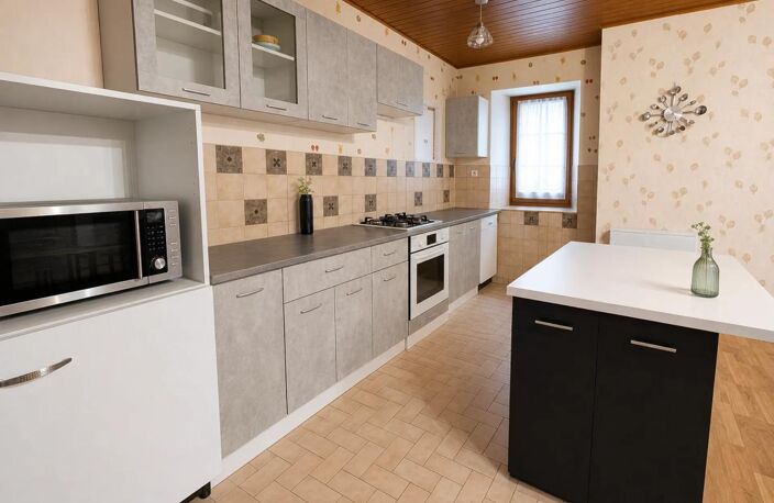 Spacieuse Maison Ancienne de 265 m² au Grand-Serre — photo 3