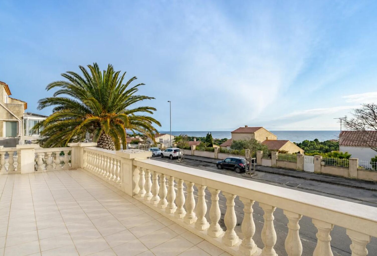 Maison rénovée 4 pièces avec piscine et vue mer — photo 1