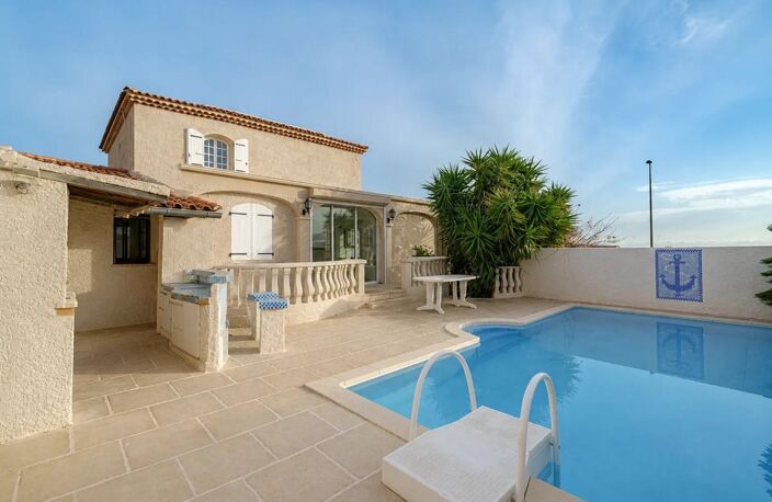 Maison rénovée 4 pièces avec piscine et vue mer — photo 2