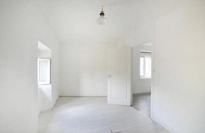 Ensemble immobilier de 3 logements à La Grand-Combe — photo 2