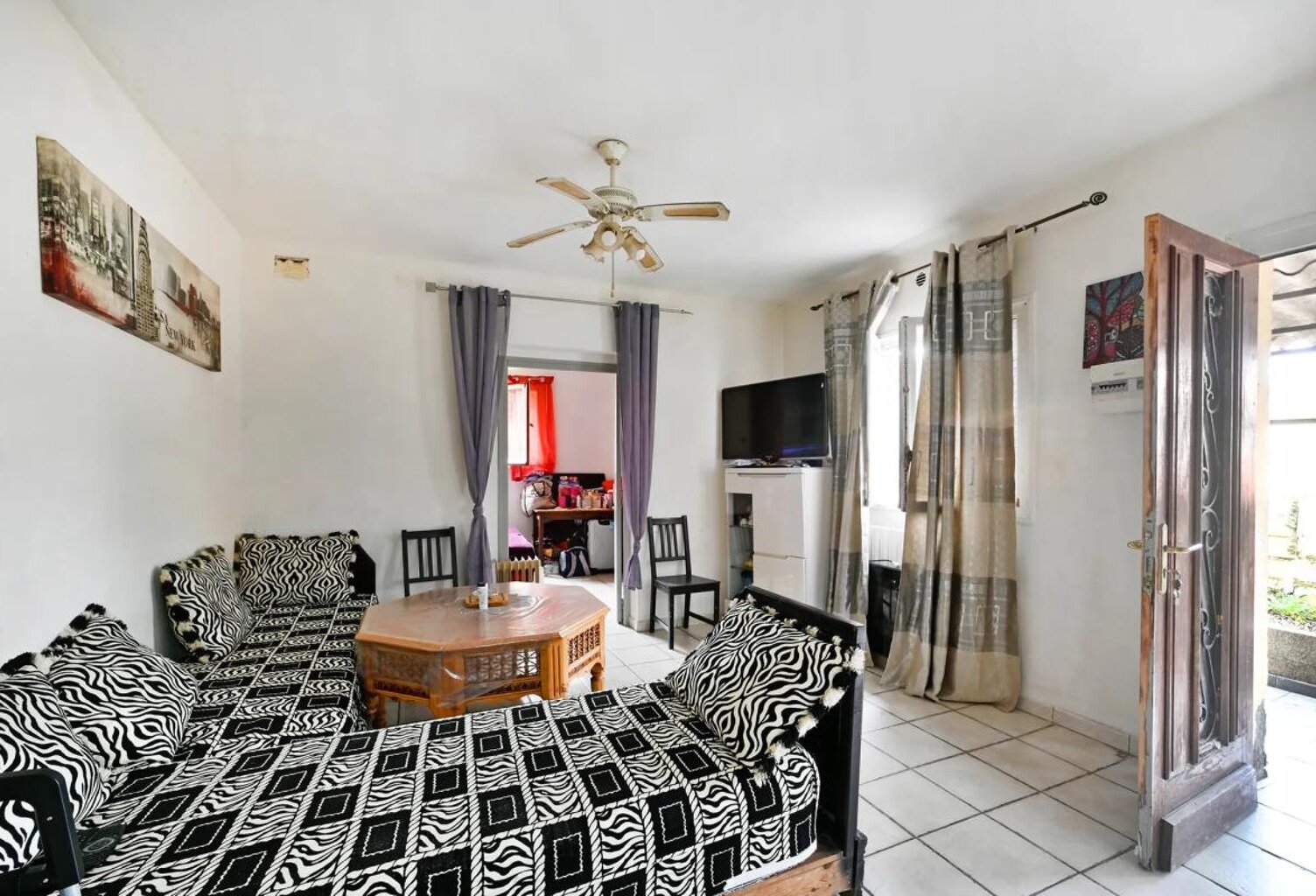 Ensemble immobilier de 3 logements à La Grand-Combe — photo 1