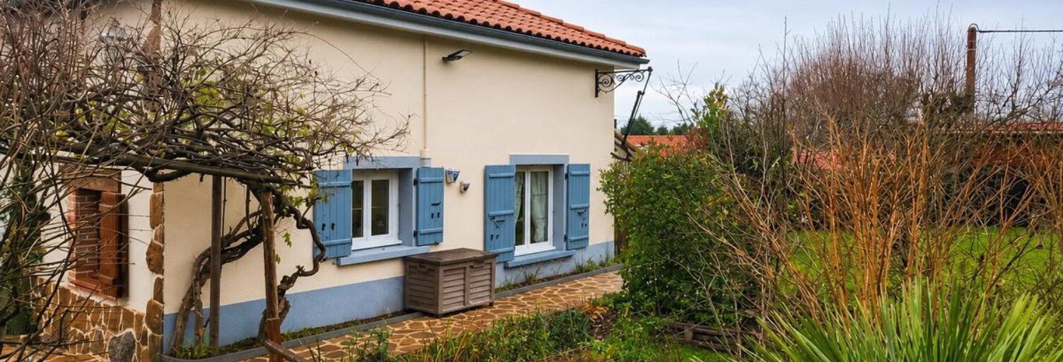 Maison 4 Pièces 132 m² à vendre à Oradour-Fanais (16500)