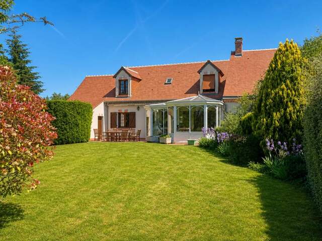 Spacieuse maison avec véranda et Spa à Beaugency — photo du bien