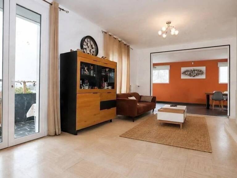 Maison lumineuse 7 pièces à Domagné — photo 1