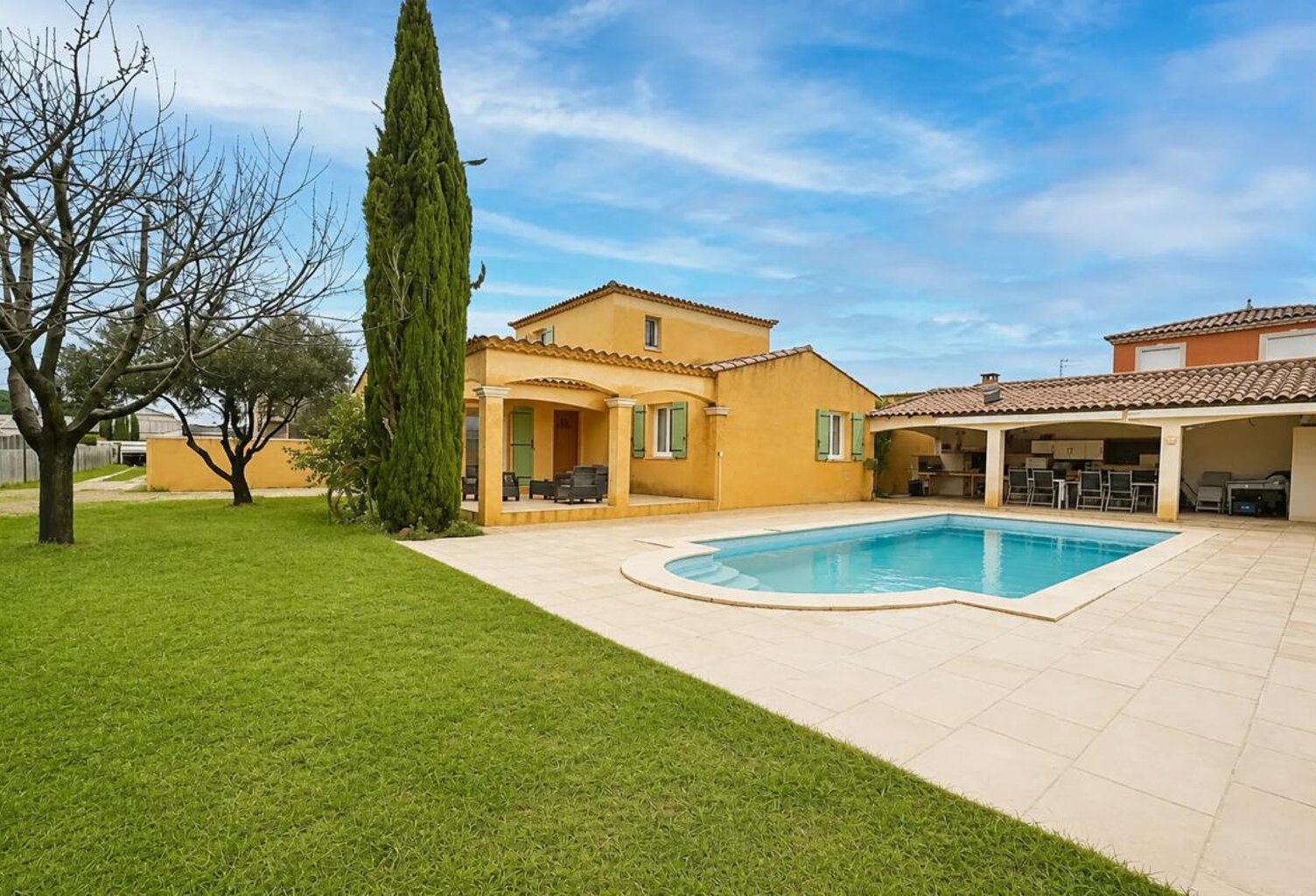 Villa provençale avec piscine à Redessan — photo 1