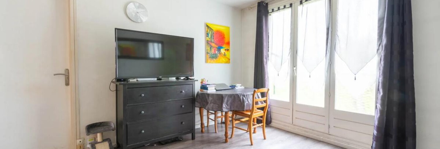 Appartement 2 Pièces 42 m² à vendre à Trappes (78190)