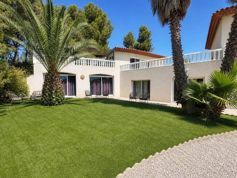 Exceptionnelle maison de 547 m² à Bages — photo 1