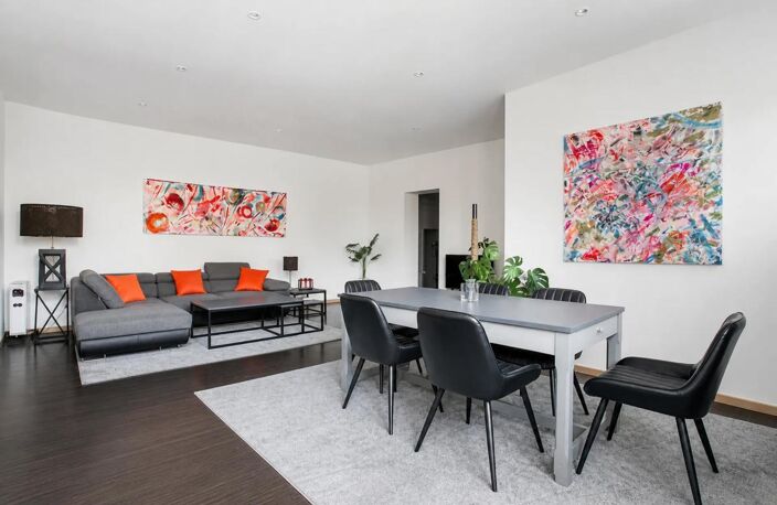 Maison rénovée de 285 m² avec 3 logements à Tourcoing — photo 2