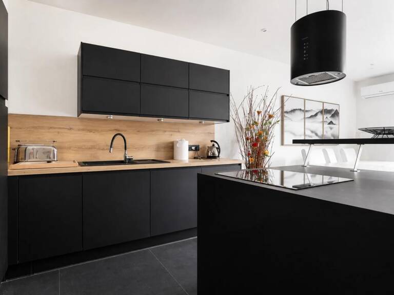 Maison rénovée de 285 m² avec 3 logements à Tourcoing — photo 1