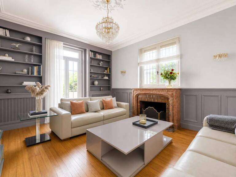 Belle maison individuelle de 250 m² sur terrain piscinable à découvrir ! — photo 1