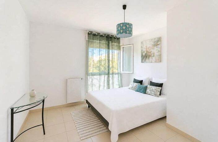 Marseille T3 moderne (2019) 60 m², terrasse + box — photo 4