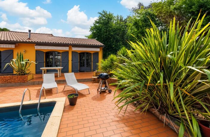 Maison spacieuse avec piscine à Le Temple — photo 3