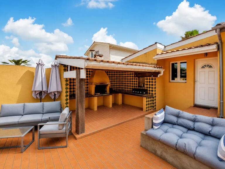 Maison spacieuse avec piscine à Le Temple — photo 1