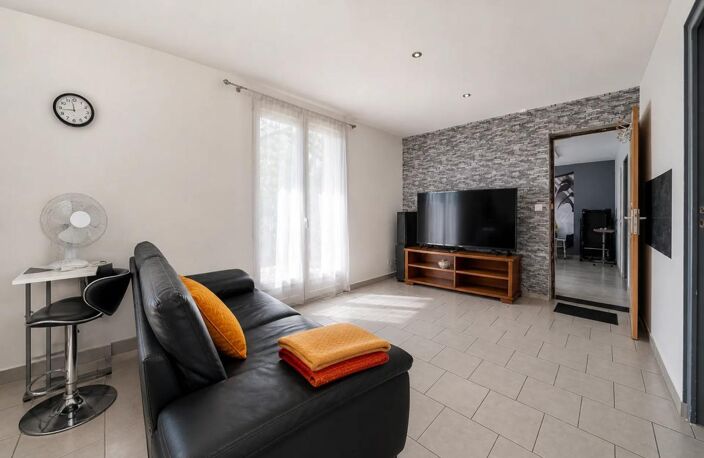 Spacieuse maison avec 7 chambres à Boussens — photo 5
