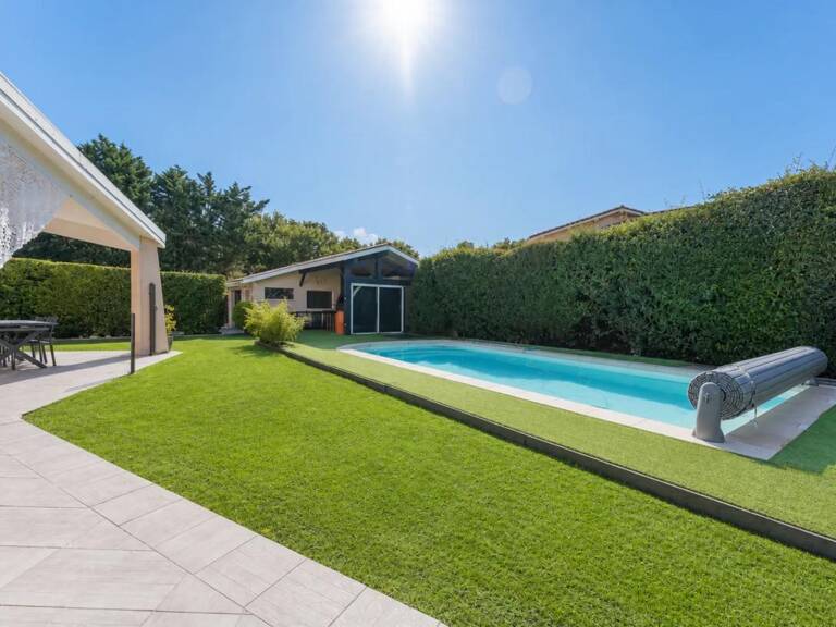 Maison individuelle de 4 pièces de 196 m² située à Gujan-Mestras — photo 1