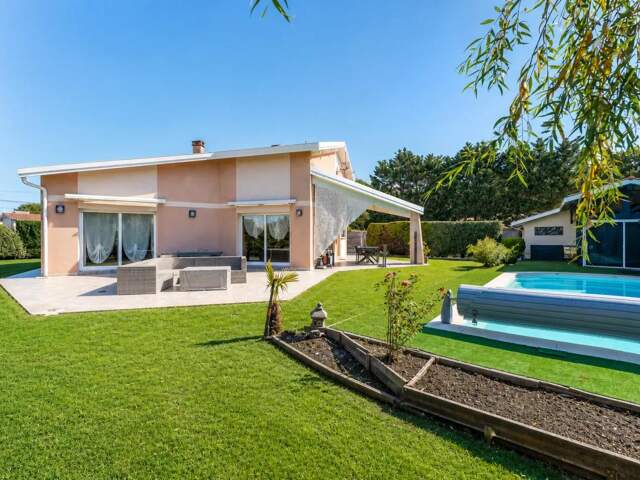 Maison individuelle de 4 pièces de 196 m² située à Gujan-Mestras — photo du bien