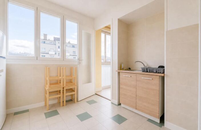 Appartement LOUÉ de 4 pièces de 68 m2 en vente à Grenoble — photo 4